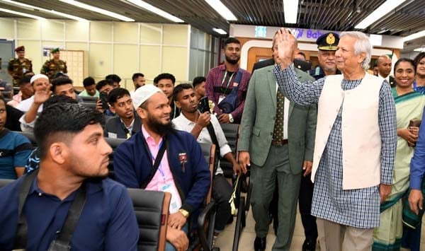 Expatriates to avail facilities like guests at airports: CA