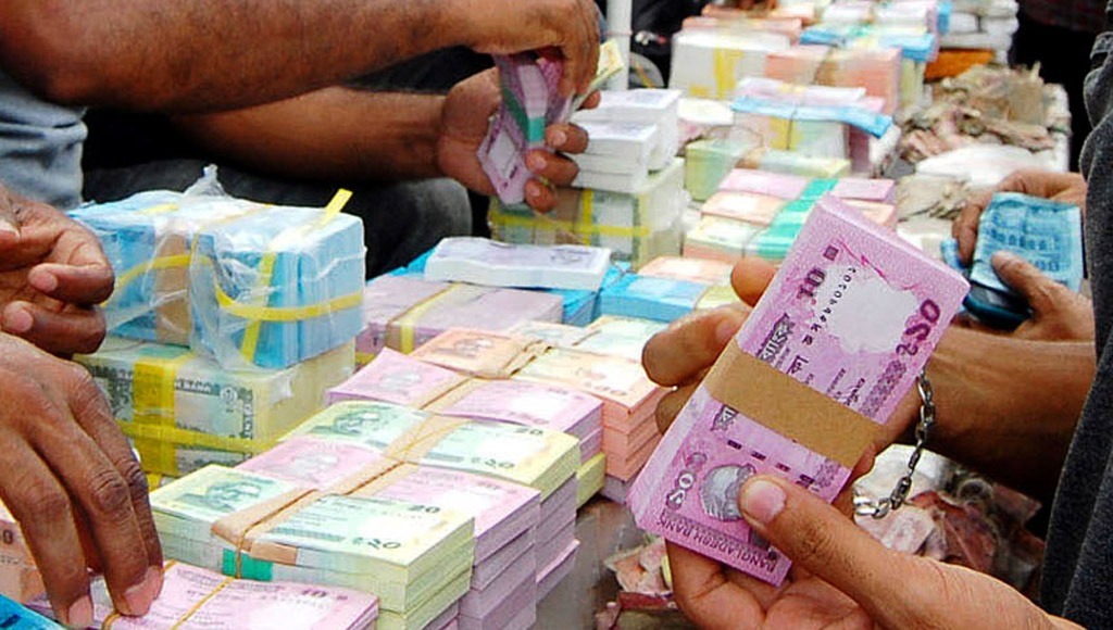 Bangladesh Bank prints notes, injects Tk 22,500cr to 6 troubled banks